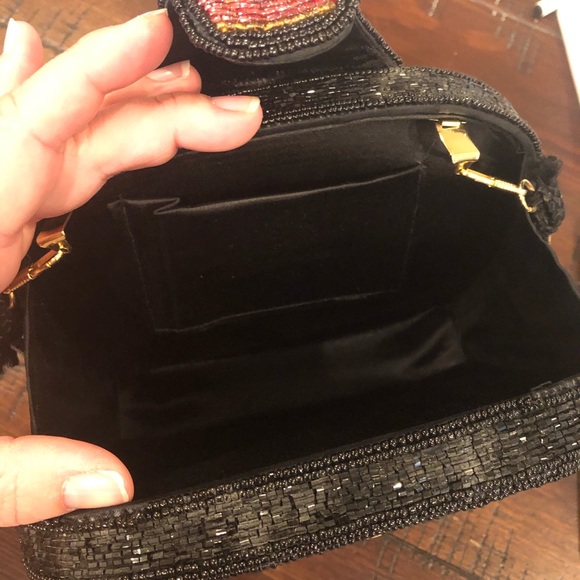 Vintage Beaded Snap-Closure Handbag - Picture 5 of 7